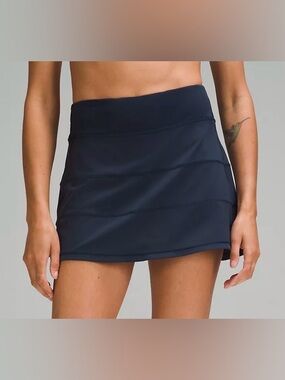 lululemon athletica navy Women's Pace Rival Mid-Rise Skirt size 2